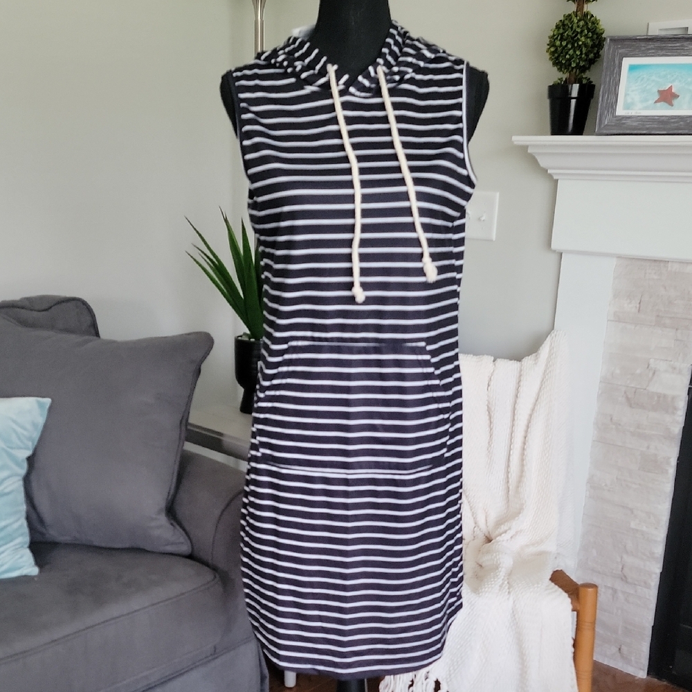NWOT Striped Sleeveless Hoodie Cover-up Dress
